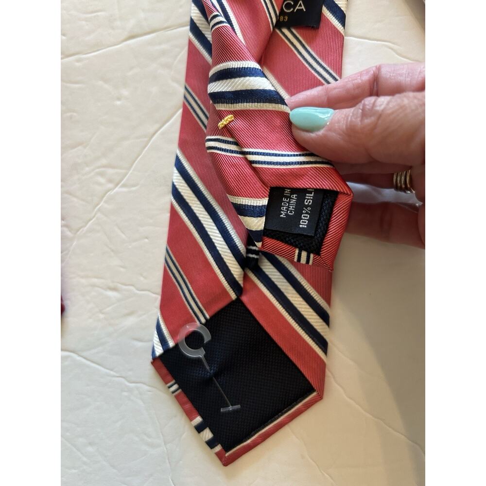 NWT NAUTICA Silk Repp Necktie Mens 3.25" Red‎ Blue White Striped Tie Classic - Picture 3 of 5
